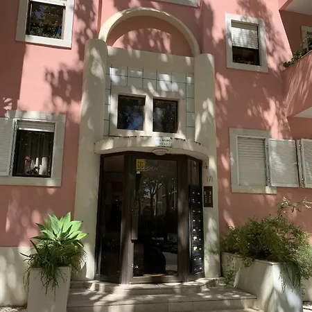 Posh In Costa Da Guia, * Cascais